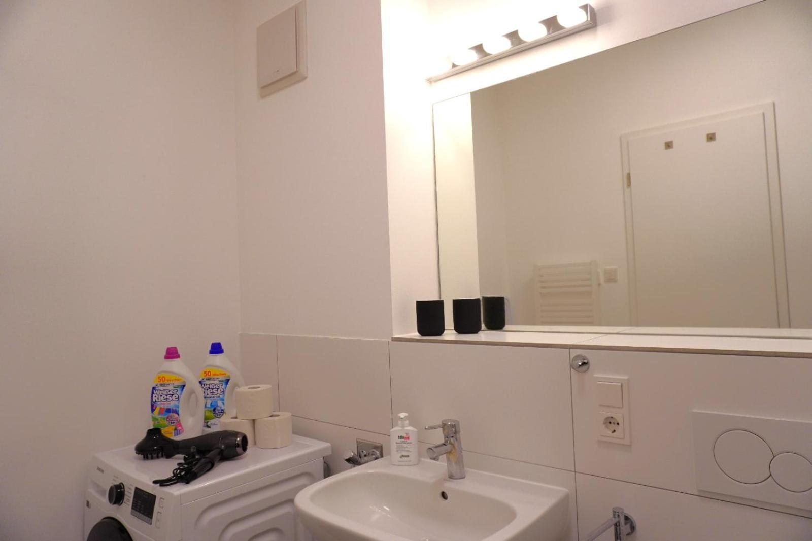 Appartement Privates In Westberlin - Jomi *